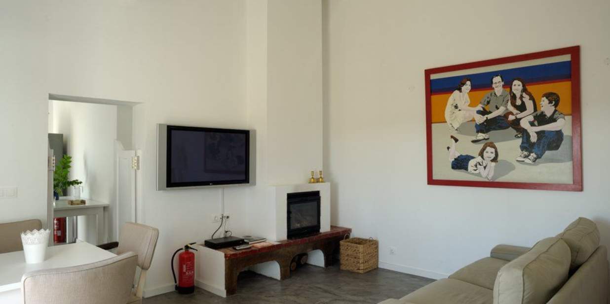 One-Bedroom Apartment9